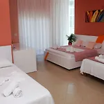 מלון Garden סרנדה