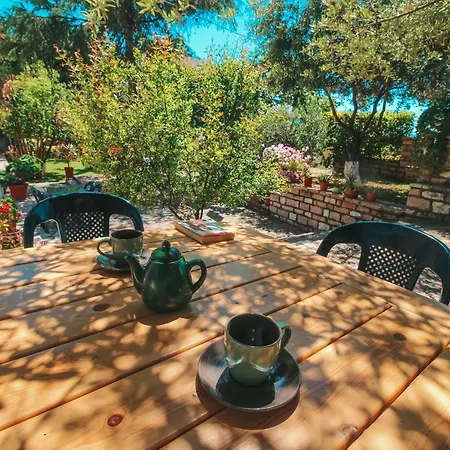 Garden Hotel