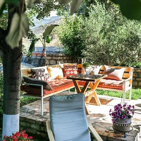 ホテル Garden Sarandë