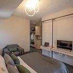 Garden Hotel 4*