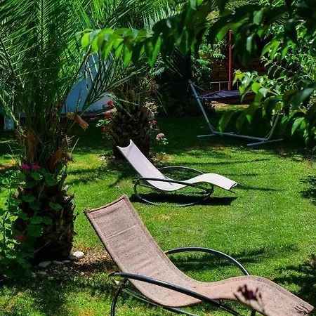 Garden 4* Saranda