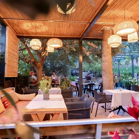 Hotel Garden Sarandë