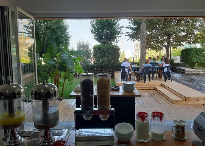 Garden Hotel 4*