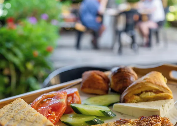 Garden Ξενοδοχείο Σαράντα